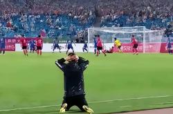 开云体育网页版-关于著名球员踢飞点球绝杀，球队惨遭逆转败局已定的信息