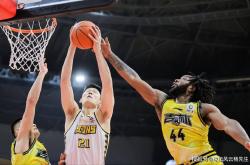 开云体育网页版登录入口-吉林队逆袭深圳，实现三连胜