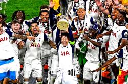 开云体育网站入口-关于阿贾克斯主场胜利，继续追赶榜首团队的信息