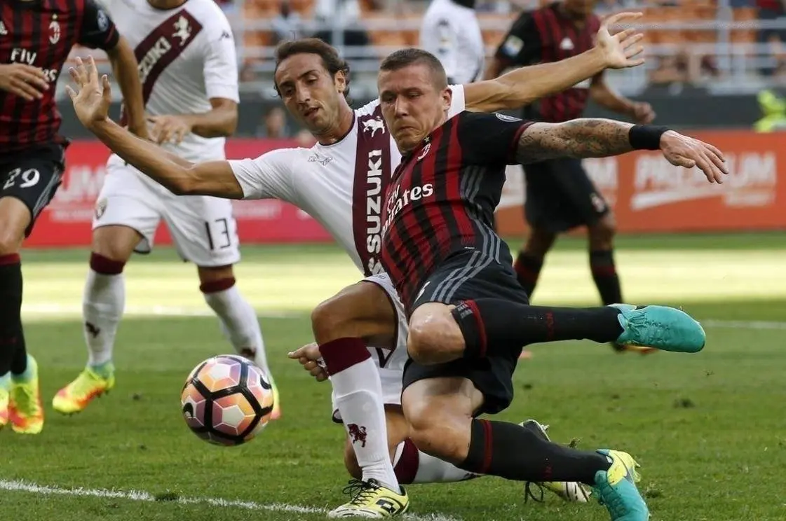 罗马客场逆转弗洛西诺尼，赢得关键胜利的简单介绍