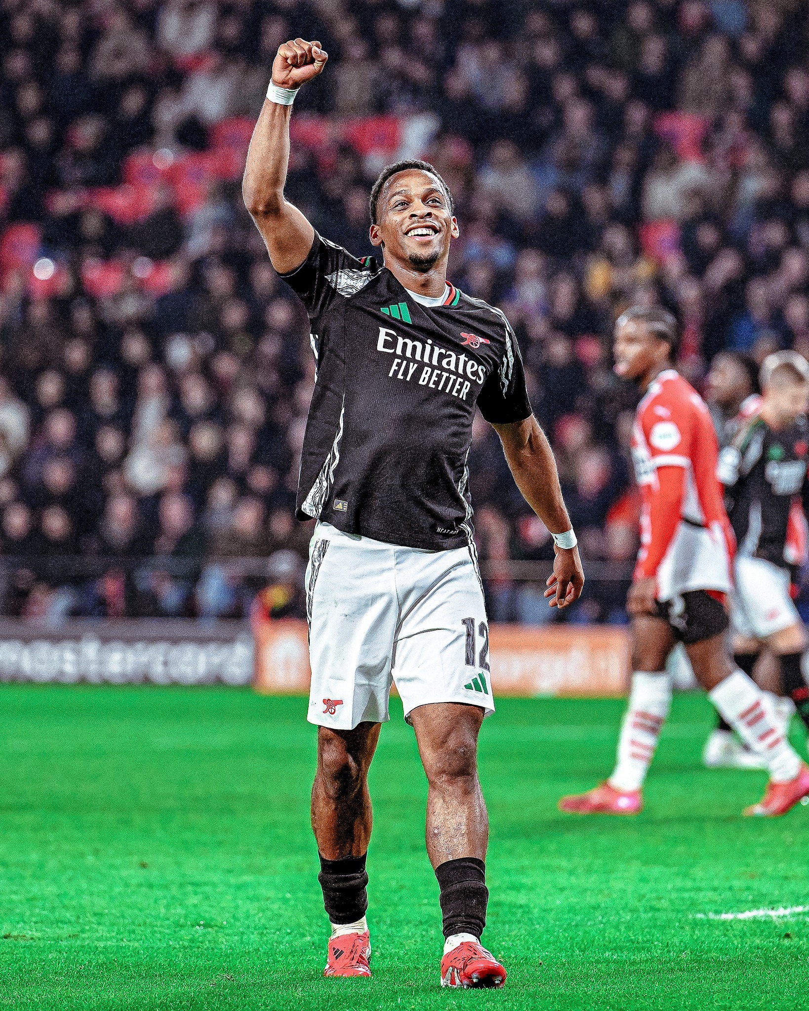 阿森纳客场逼平，欧冠席位渺茫的简单介绍