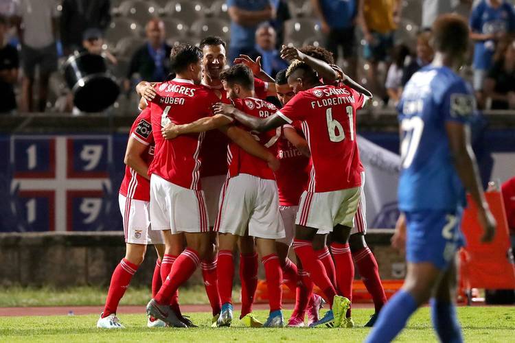 关于外援远射破门，球队强势领先锁定胜局的信息